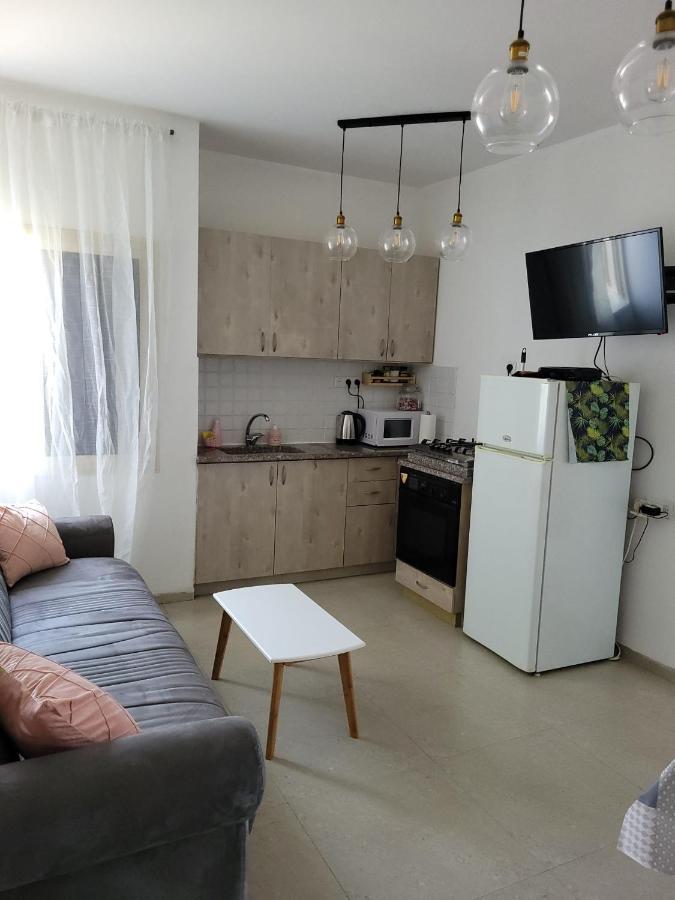 צימר ברחובות - Israeli Home Buitenkant foto